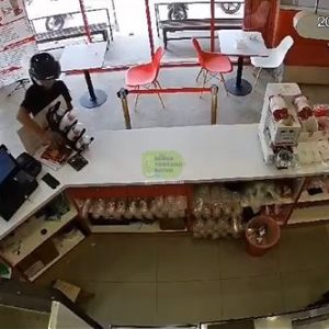 Waspada! Maling HP Berkeliaran dari Warung ke Warung