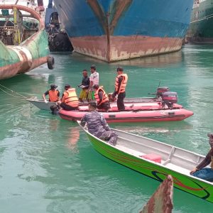 Naik Sampan Maut, Dua Anak Tenggelam di Batam, Satu Tersangkut Baling-baling Kapal