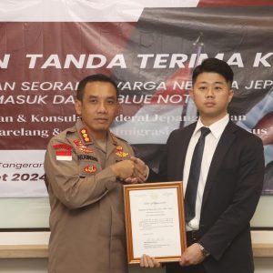 Tangkap Penjahat Asal Jepang, Kapolresta Barelang Dapat Penghargaan